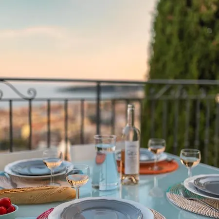 Bethanie, D'epoque Sur Les Collines, Vue Imprenable Sur Et La Mer וילה מנטון