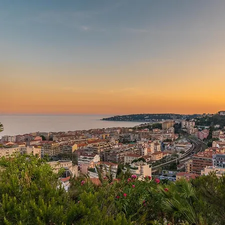 וילה Bethanie, D'epoque Sur Les Collines, Vue Imprenable Sur Et La Mer