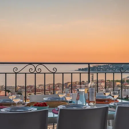 Bethanie, D'epoque Sur Les Collines, Vue Imprenable Sur Et La Mer וילה מנטון